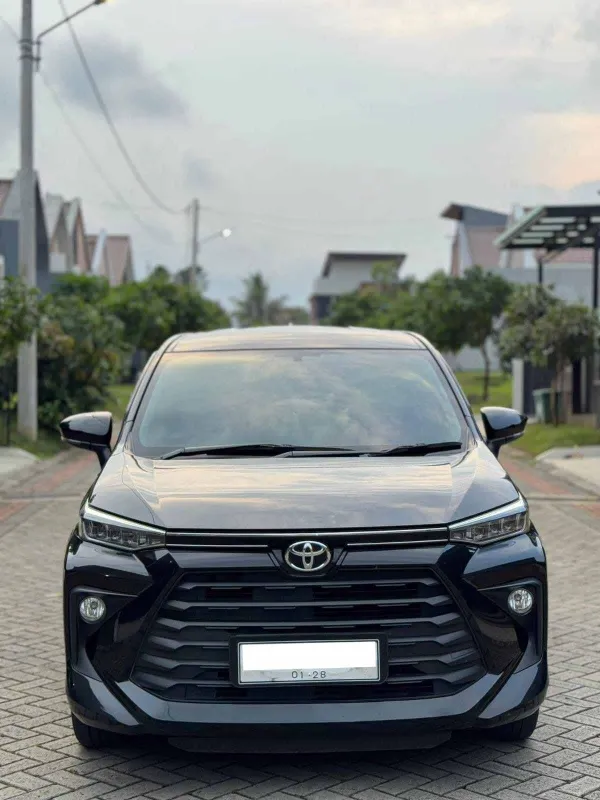 Sewa & Carter Toyota Avanza 2
