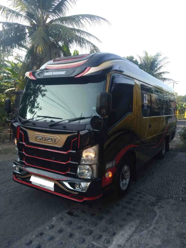 Armada Elf Giga Executive Surya Abadi Transindo